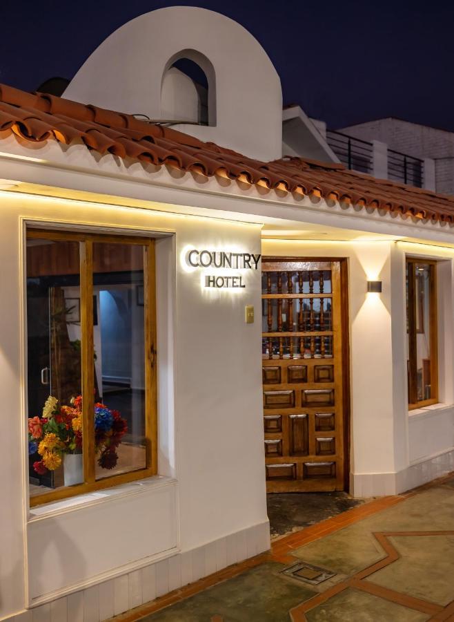 Hotel Country Trujillo Encalada Exterior photo