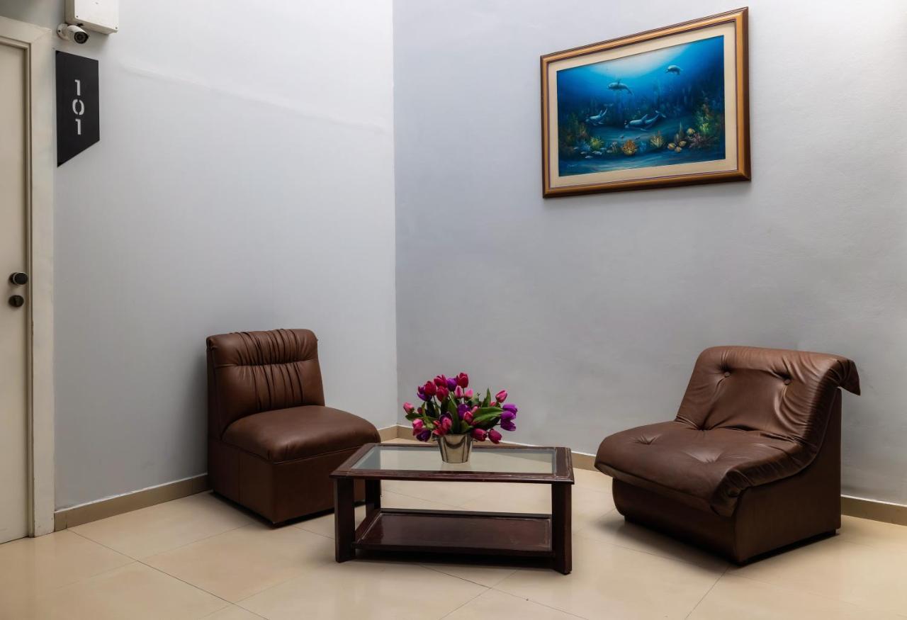 Hotel Country Trujillo Encalada Exterior photo
