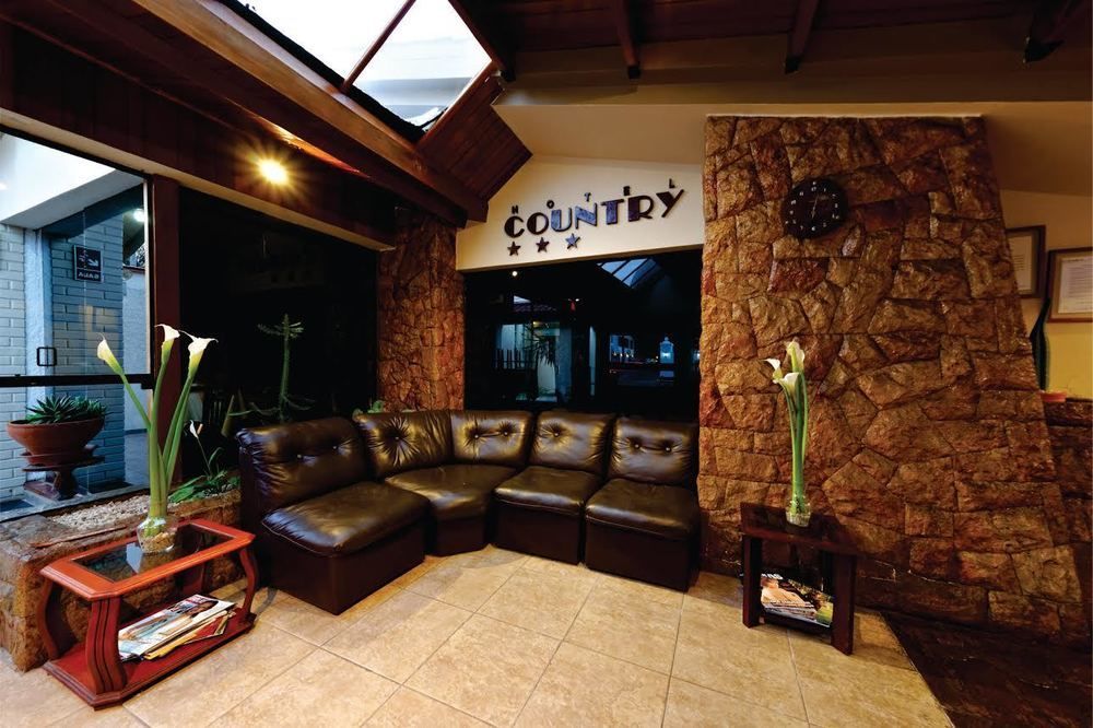 Hotel Country Trujillo Encalada Exterior photo